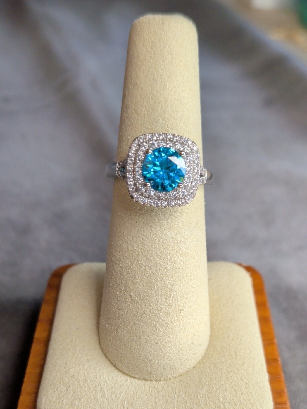 Cubic Zirconia Halo Ring - WG Filled Size 6